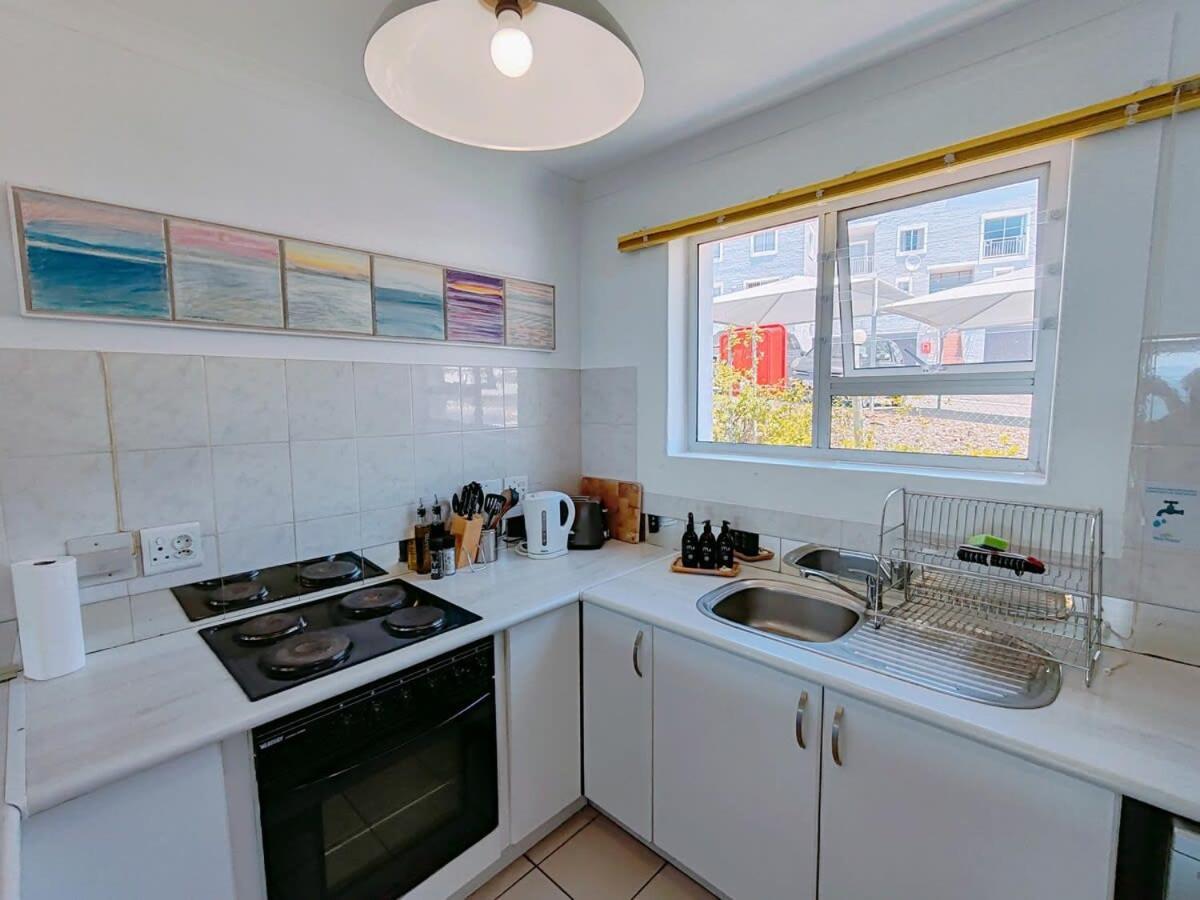 Bay Views Apartment ไซมอนส์ทาวน์ ภายนอก รูปภาพ
