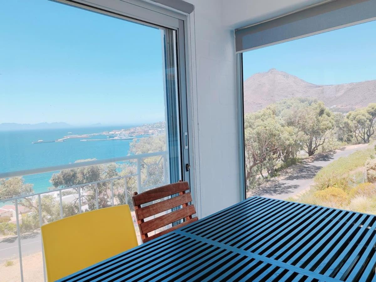 Bay Views Apartment ไซมอนส์ทาวน์ ภายนอก รูปภาพ