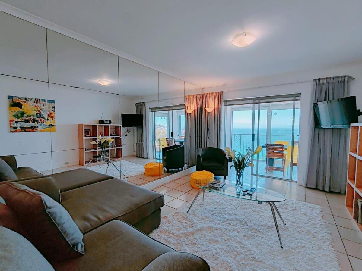 Bay Views Apartment ไซมอนส์ทาวน์ ภายนอก รูปภาพ