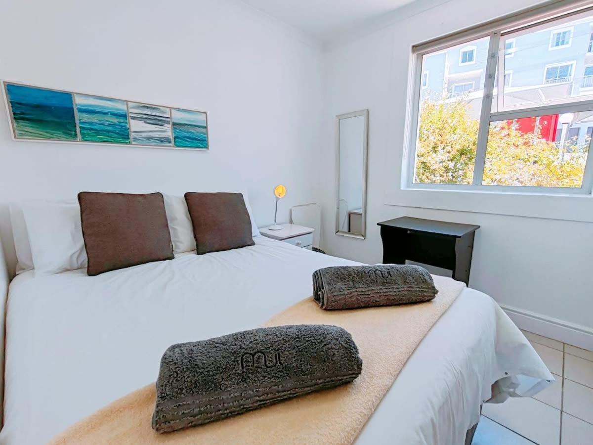 Bay Views Apartment ไซมอนส์ทาวน์ ภายนอก รูปภาพ